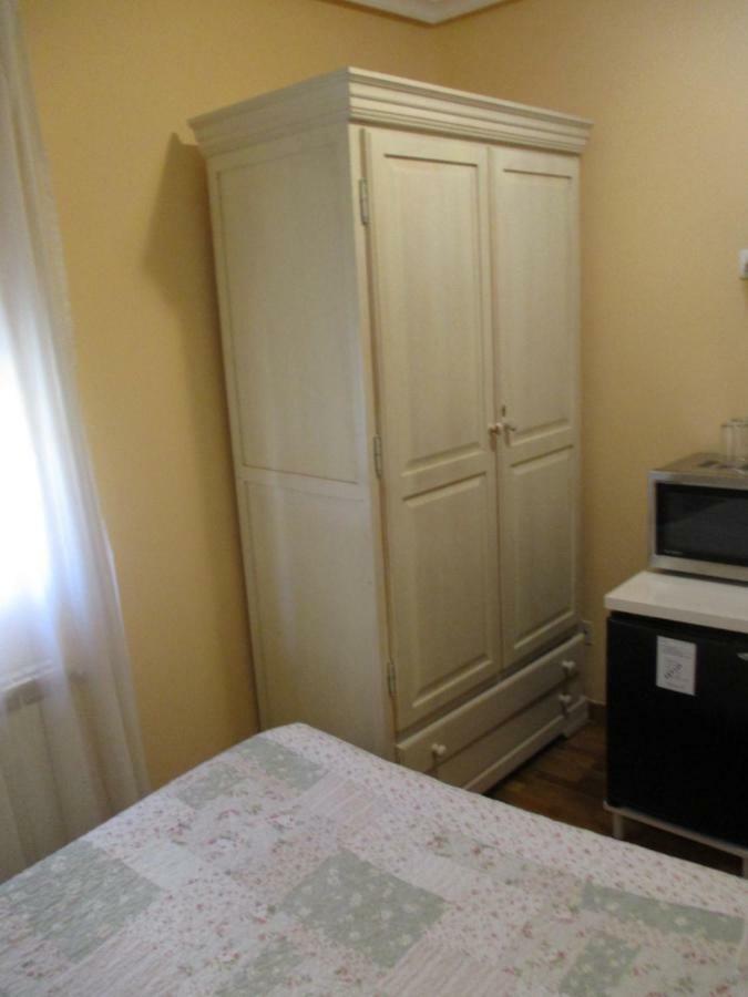 Hostal Becares Palencia Extérieur photo