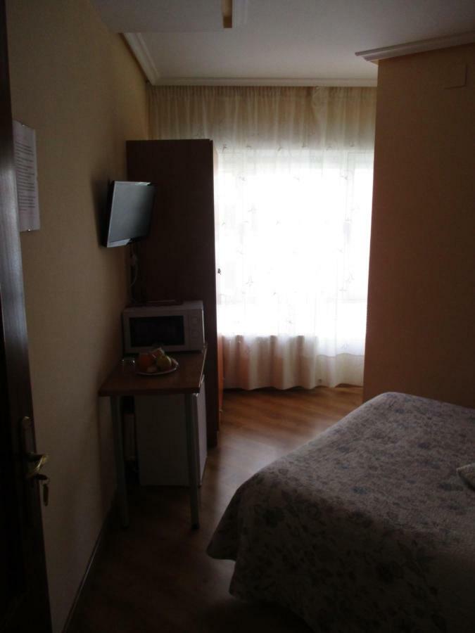 Hostal Becares Palencia Extérieur photo